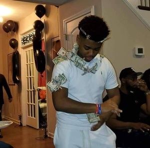 Meet your Posher, Norma